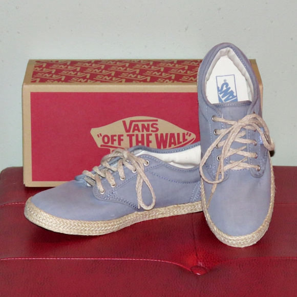 Vans Shoes - VANS Chambray Denim Atwood Sneaker - NIB - Sz 8.5